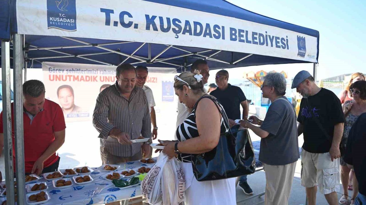 Kuşadası Belediyesi görevi başında hayatını kaybeden çalışanlarını unutmadı
