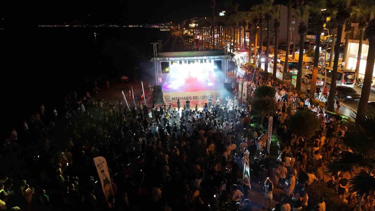 Marmaris, hafta sonu müziğe doydu