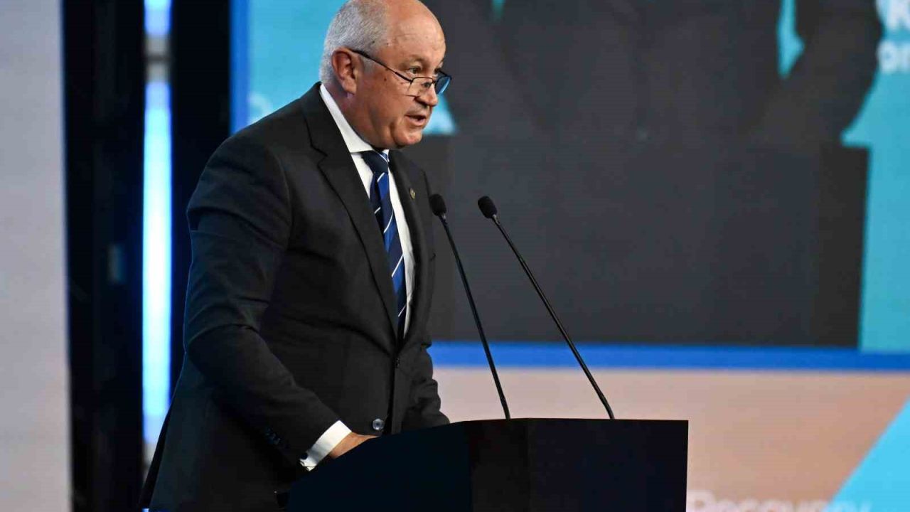 Moldova Başbakanı istifa etti, hükümet düştü