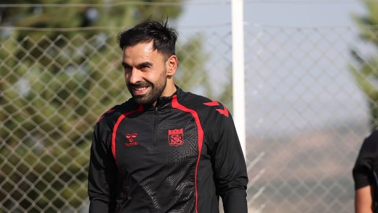 Murat Paluli, 1 yıl daha Sivasspor’da