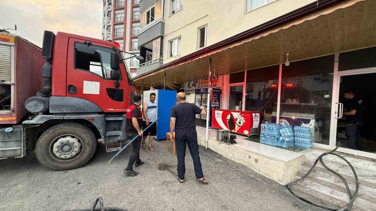 Osmaniye’de iş yeri yangını