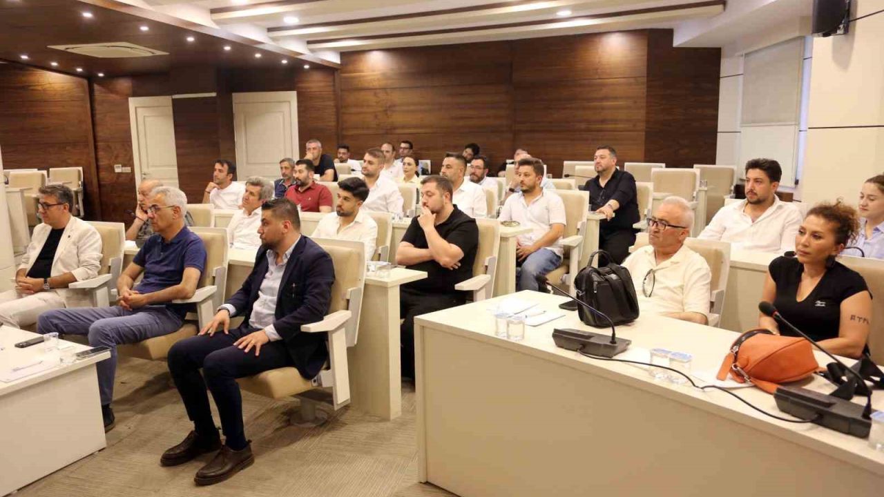 Sigorta ecantelerinin talep ve şikayetleri masaya yatarıldı