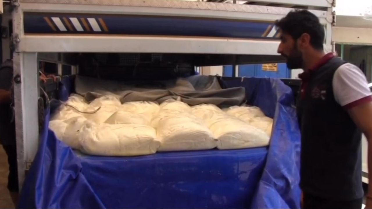 Siirt peyniri tezgaha gelmeden tükeniyor