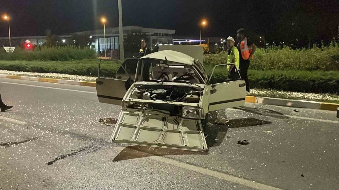 Sivas’ta Fiat Tofaş otomobil takla attı: 1’i ağır 3 yaralı