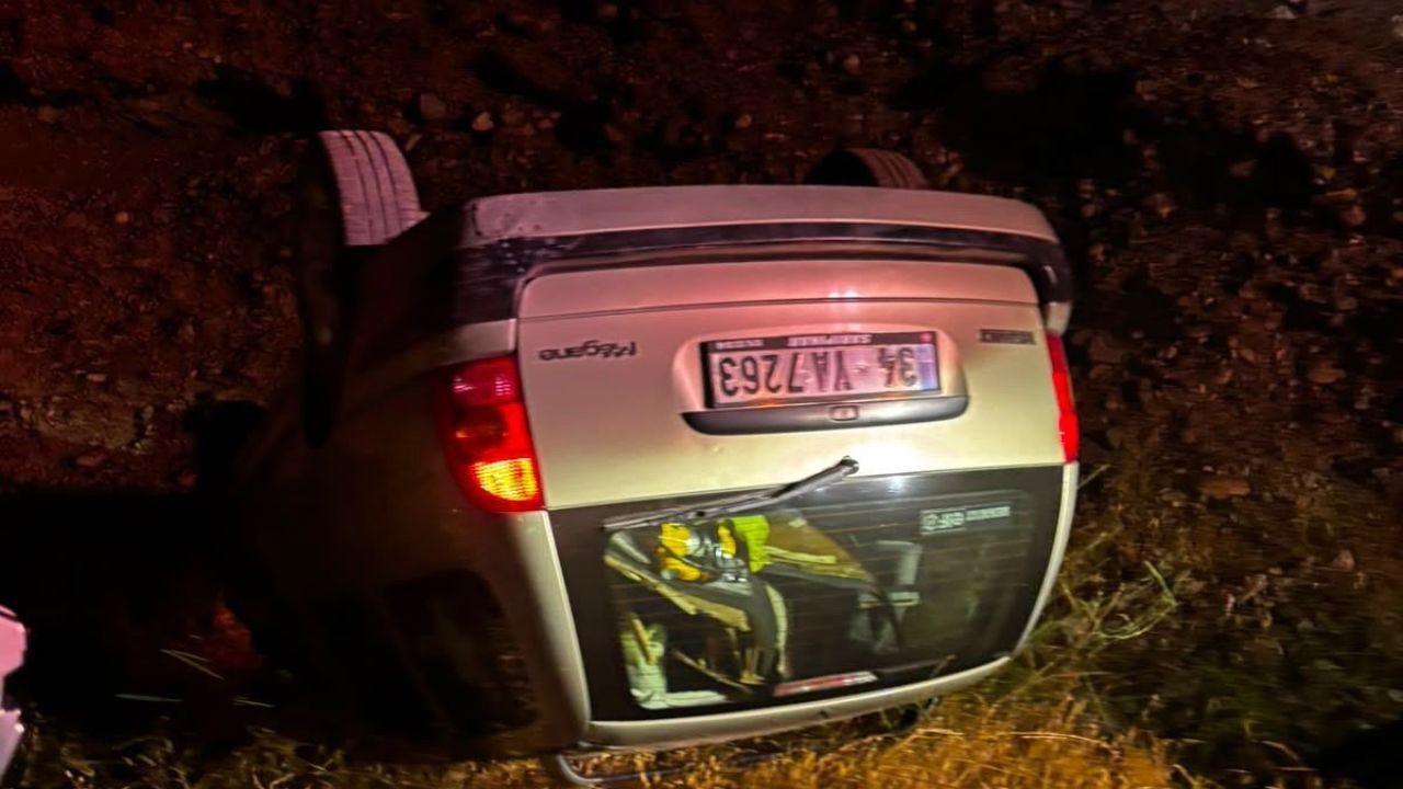 Takla atan otomobildeki 2 kişi yaralandı
