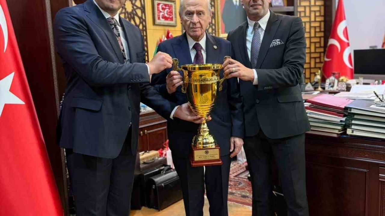 Türk Boks Federasyonu’ndan MHP Genel Başkanı Devlet Bahçeli’ye ziyaret