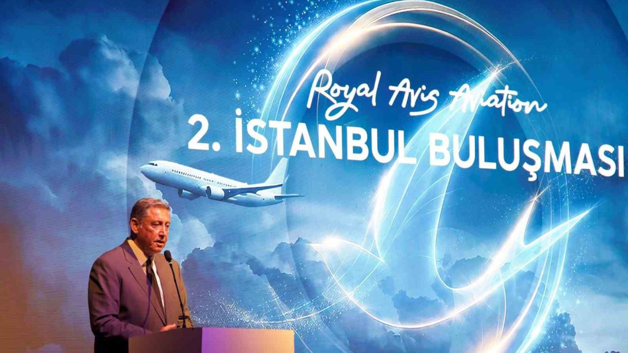 Umre yolcuları için zincir uçak seferleri fiyat avantajı sağlıyor