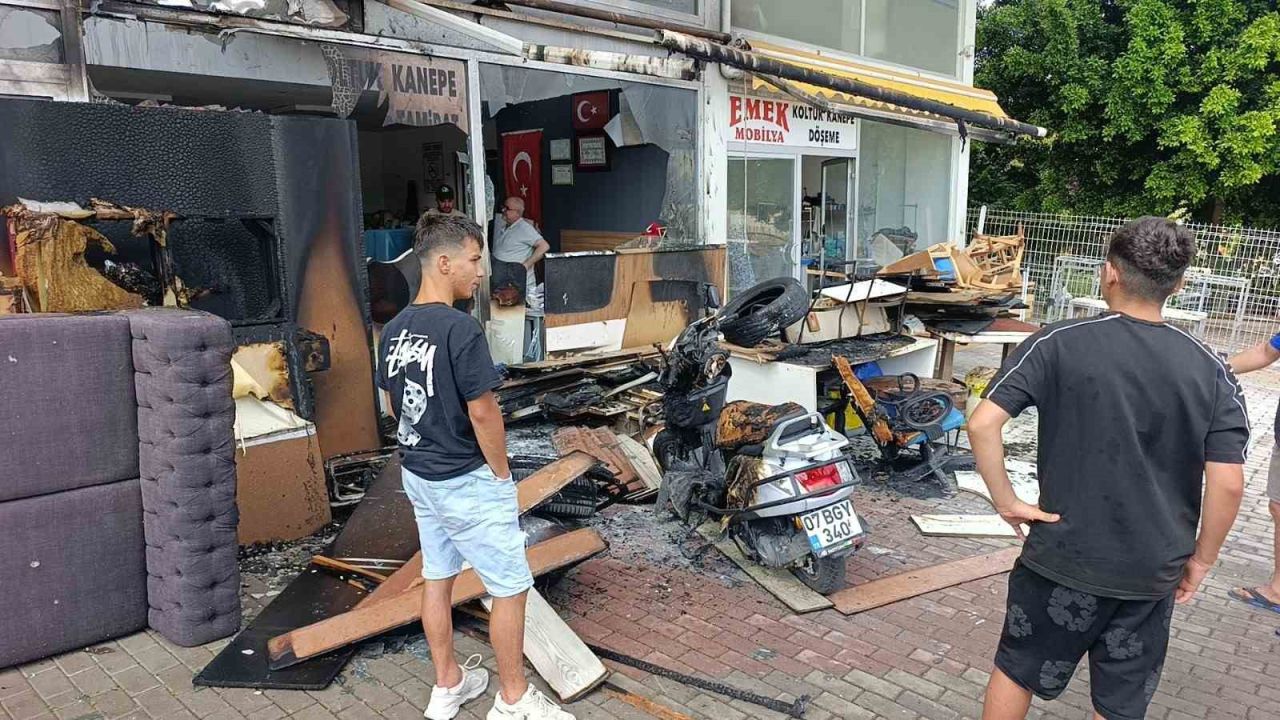 Uyurken camın patlama sesine uyandı, ihbarla iş yerini küle dönmekten kurtardı