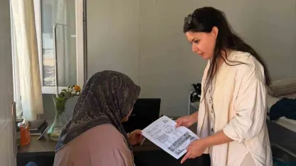 Yayladağı’nda "Her Gebeye Bir Ebe" uygulamasıyla ev ziyaretleri sürüyor